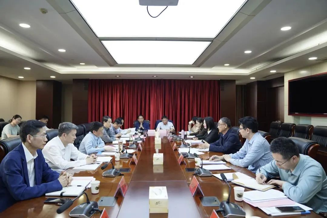 安徽省人大常委会调研组在淮北、滁州调研