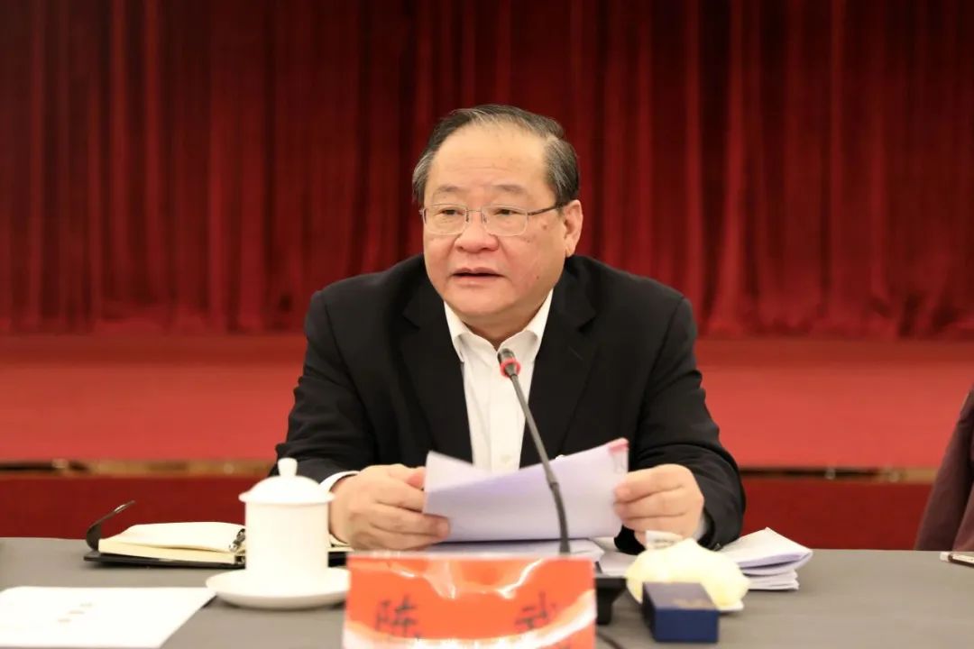  Representative Chen Wu deliberates the government work report in Bozhou