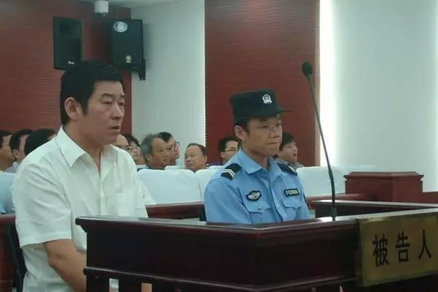 张权发：朋友再好，也不能公私不分